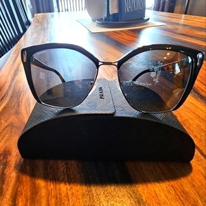 PRADA SPR 56T Catwalk sunglasses (authentic)